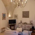 Dimora Orsini Del Balzo Aparthotel