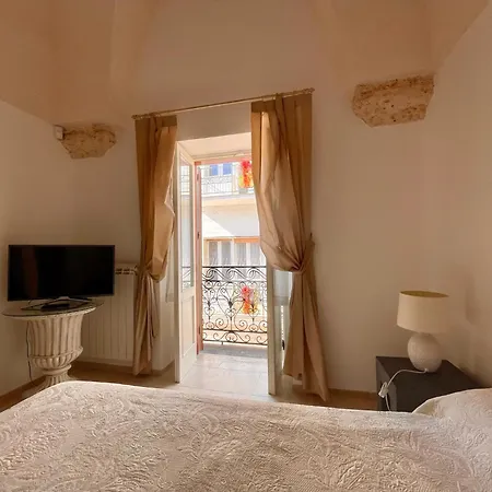 Dimora Orsini Del Balzo Hotel apartamentowy