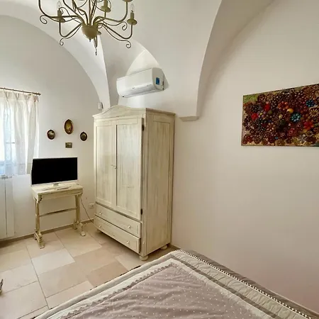 Dimora Orsini Del Balzo 公寓式酒店 卡洛维诺