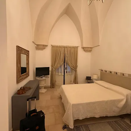 Dimora Orsini Del Balzo 3*