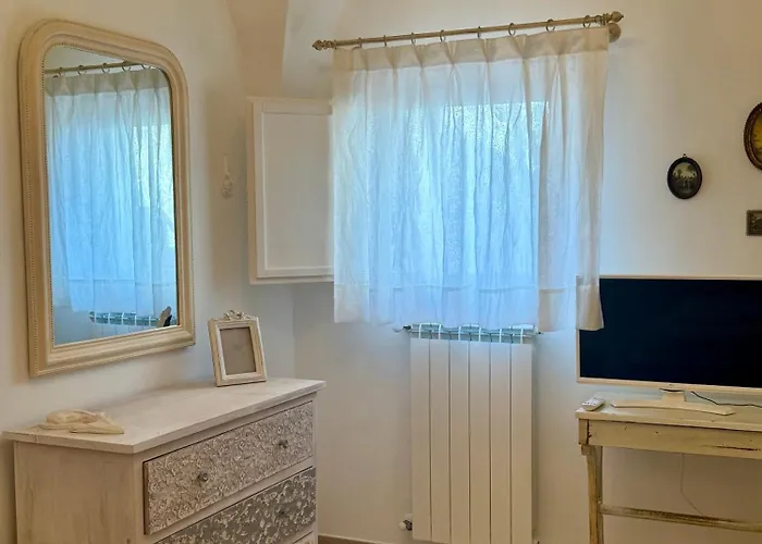 מלון דירות Dimora Orsini Del Balzo קרוביניו