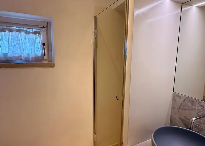 מלון דירות Dimora Orsini Del Balzo 3*